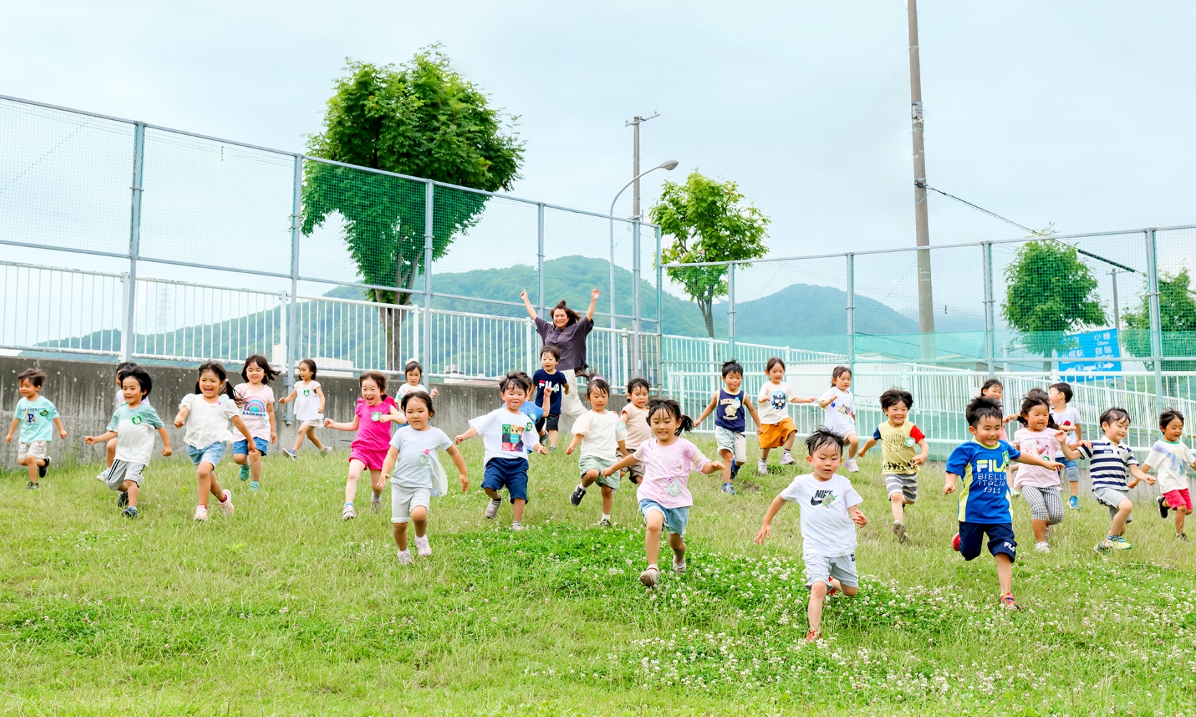 手稲の富丘つくし幼稚園｜広い園庭が人気な札幌の幼稚園